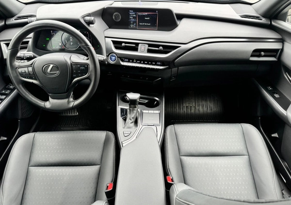 Lexus UX cena 147900 przebieg: 33163, rok produkcji 2021 z Brzeziny małe 466